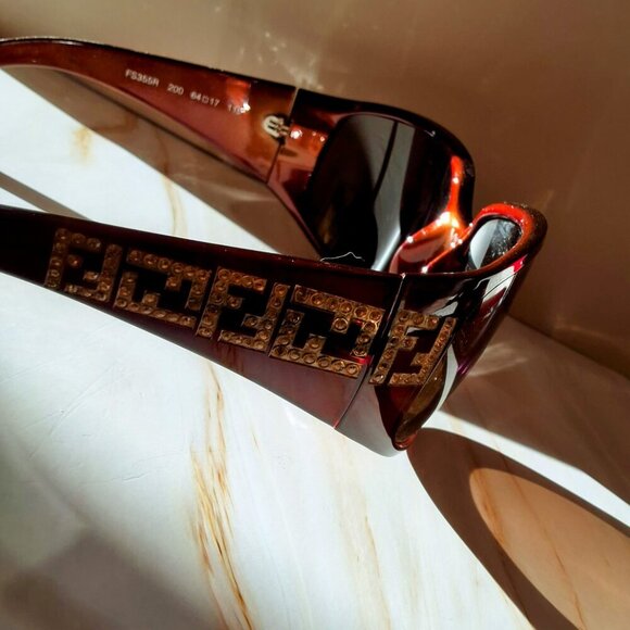 Fendi Women's Sunglasses FS355R Brown & Gold Excellent Preloved Condition - Picture 3 of 9